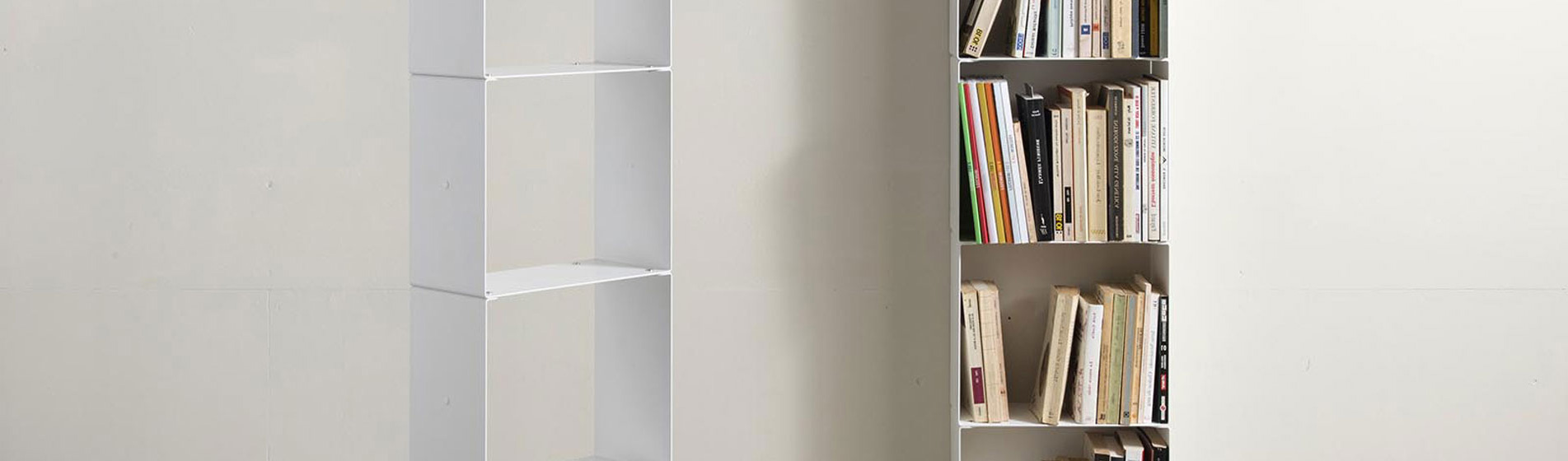 Piccola libreria rettangolare