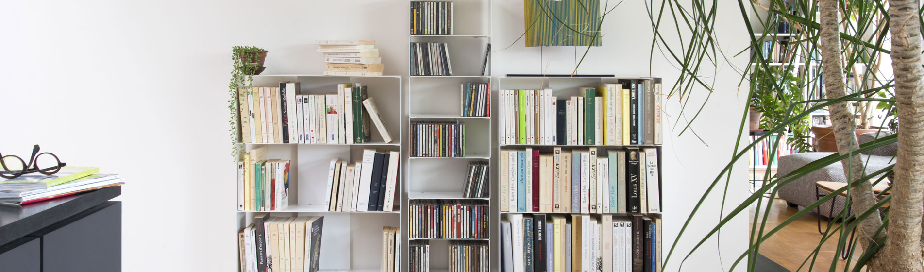 Mobiletto libreria senza supporti
