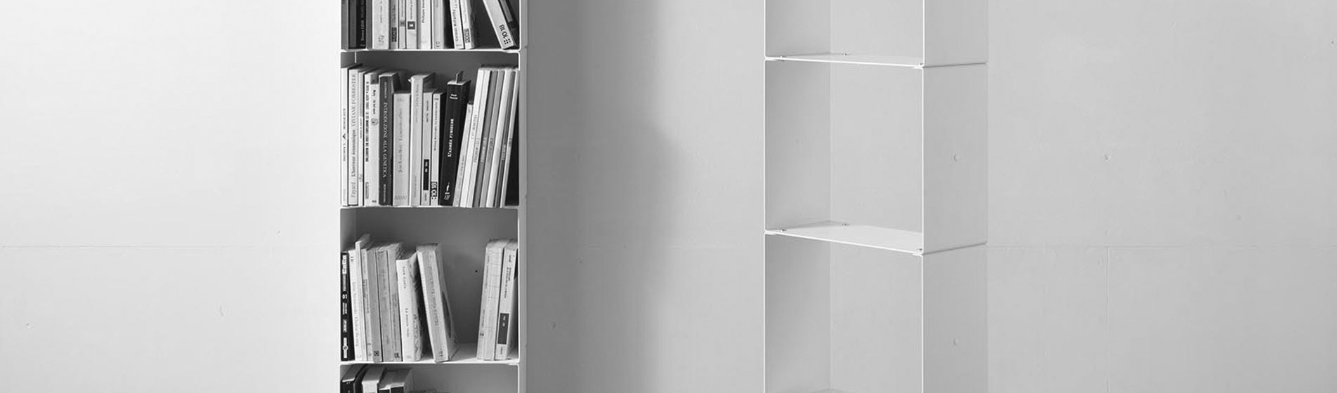 Mobiletto libreria a parete