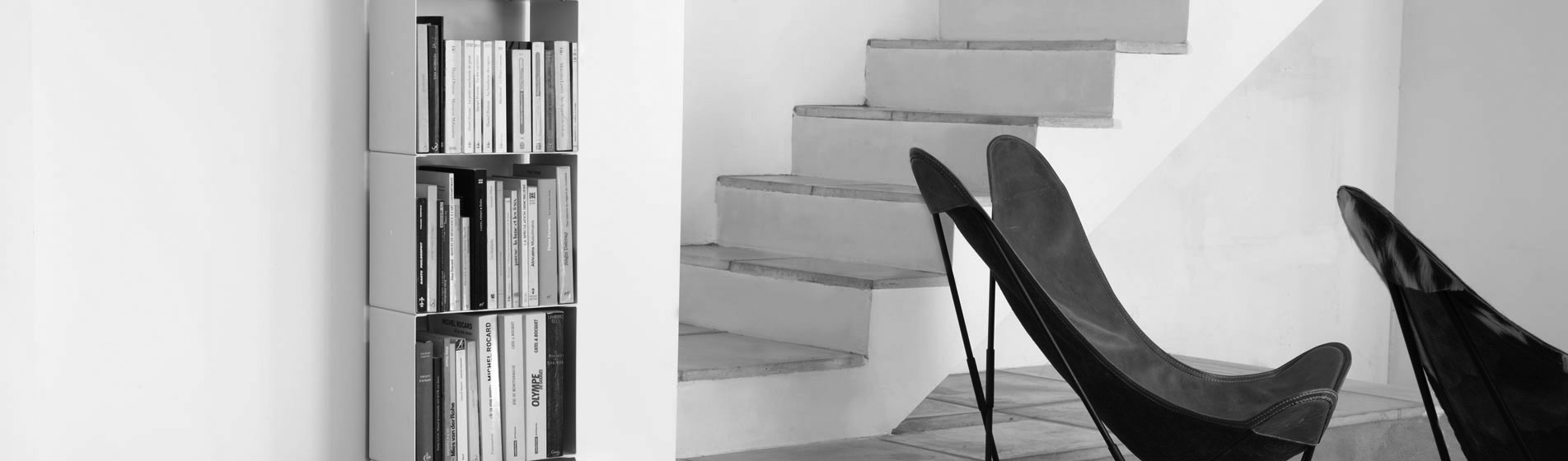 Mobiletto libreria da terra