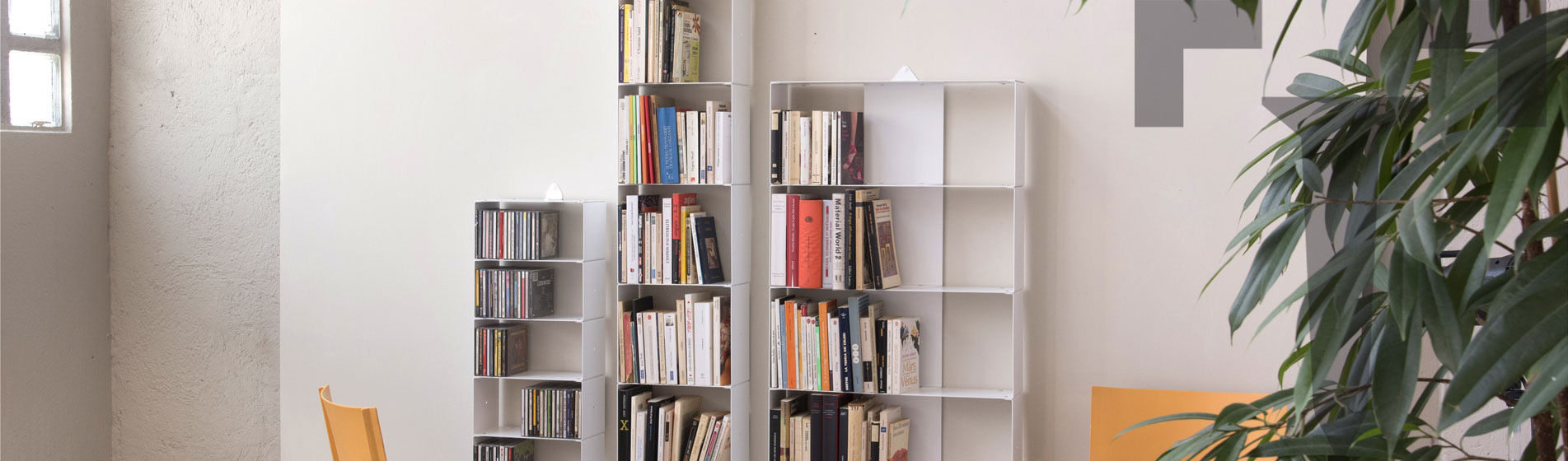 Mobiletto libreria a pavimento