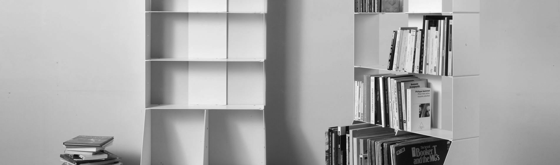 Mobiletto libreria a pavimento