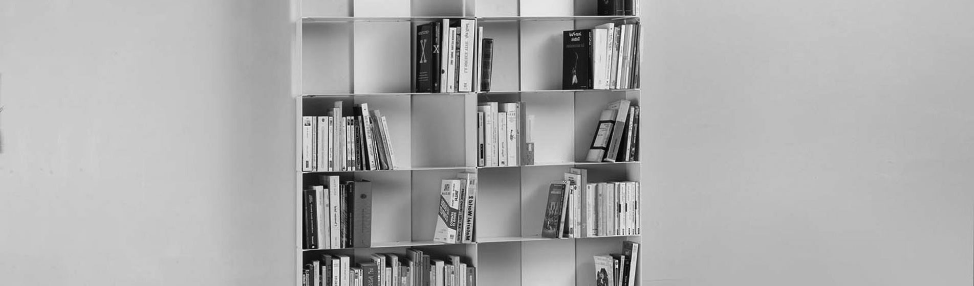 piccola libreria lineare Milano