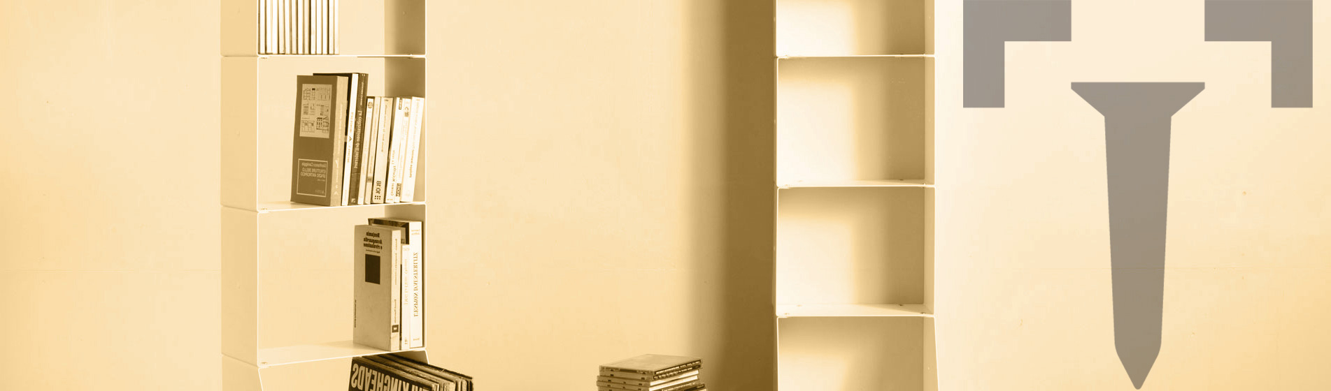 libreria in ferro Roma