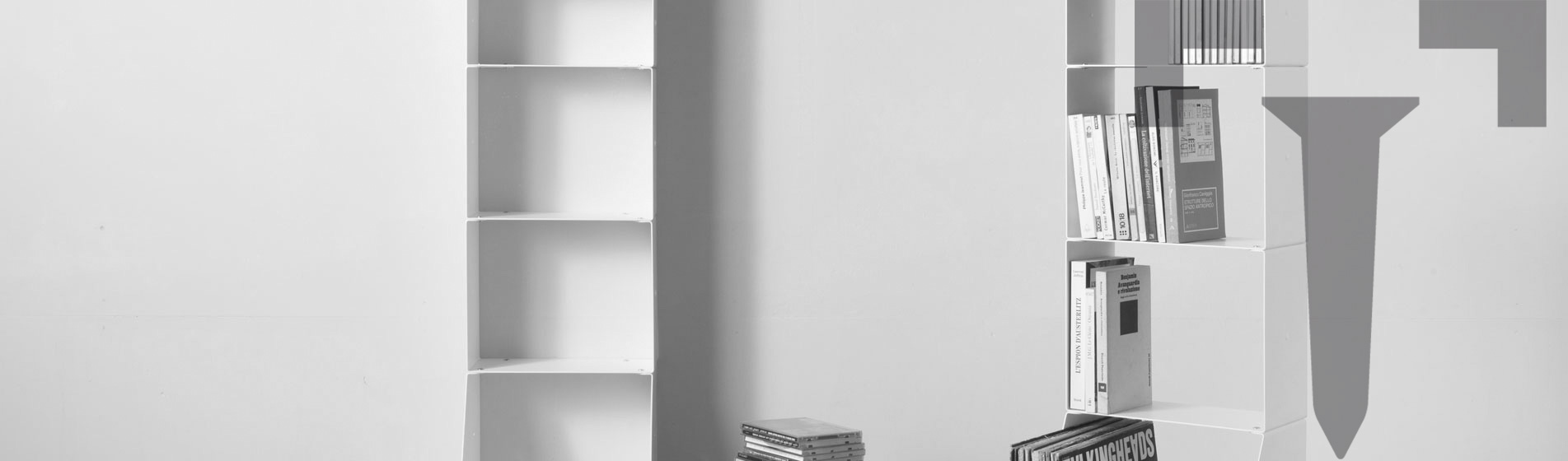 Mobiletto libreria per la sala da pranzo