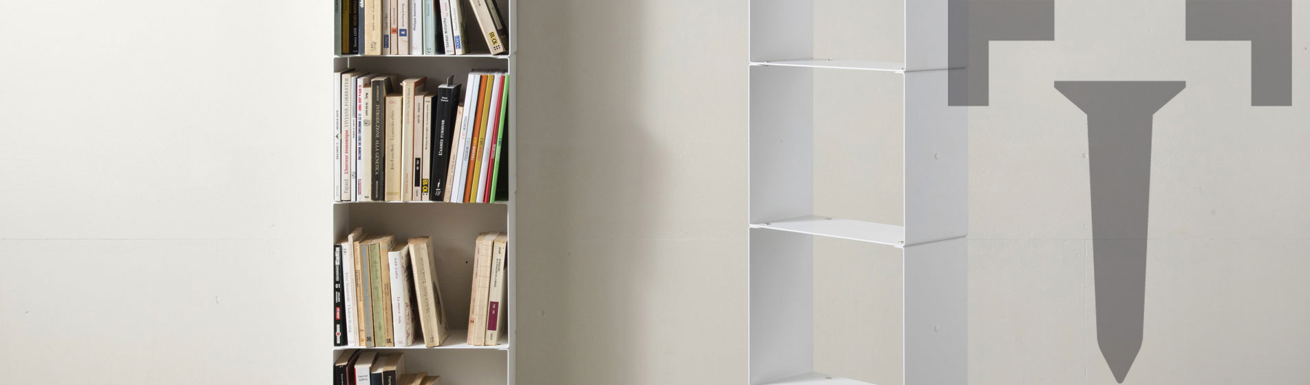 Piccola libreria rettangolare