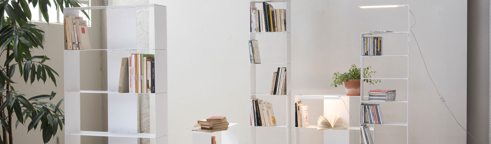 mobile libreria invisibile Milano