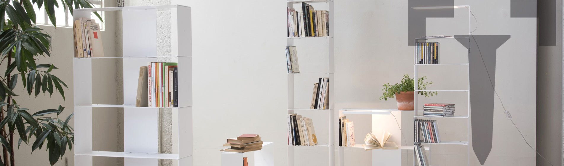 Mobiletto libreria a pavimento