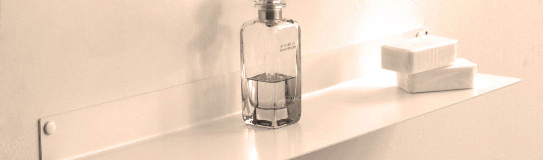 piccola mensole bagno eleganti Milano