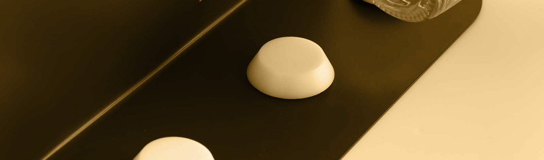 Piccola mensole da parete funzionali