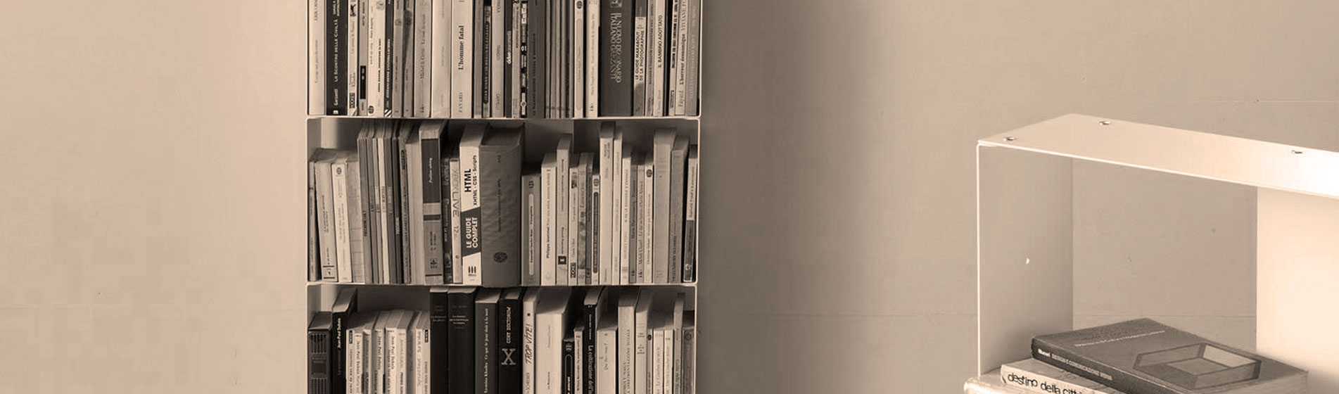 Mobili mensole libreria semplici
