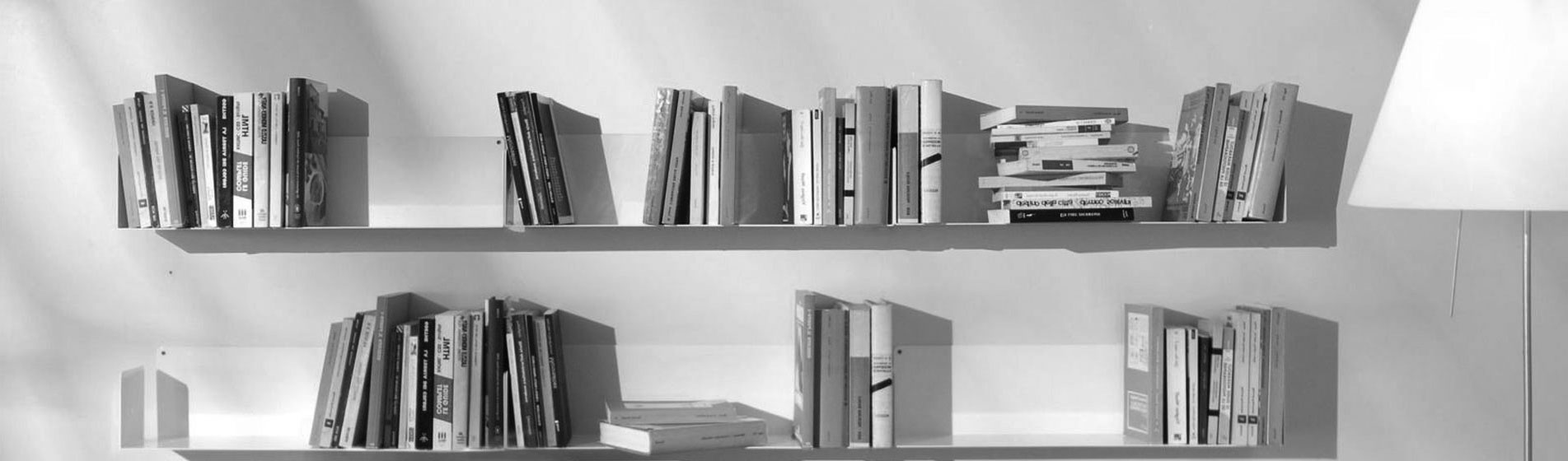 Piccola mensole libreria asimmetriche